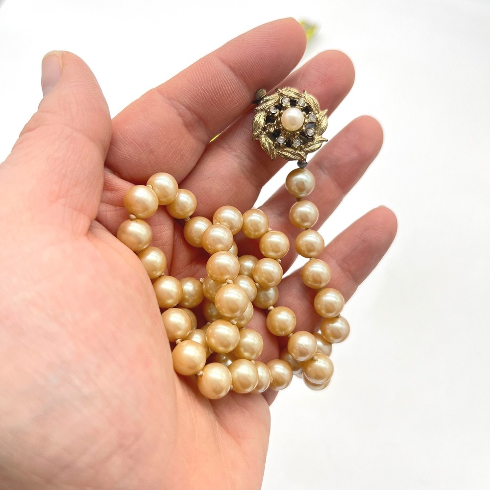 Vintage Style Cream Glass Pearl Knotted Necklace Gold Tone Rhinestone‎ Clasp 21"